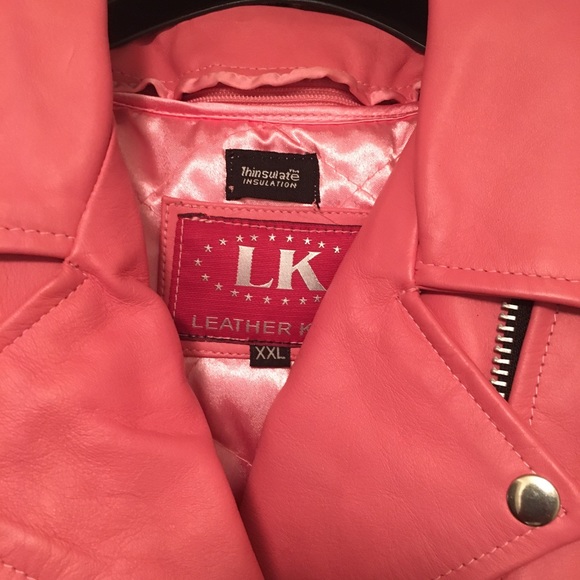 Women’s Jacket - Picture 2 of 8